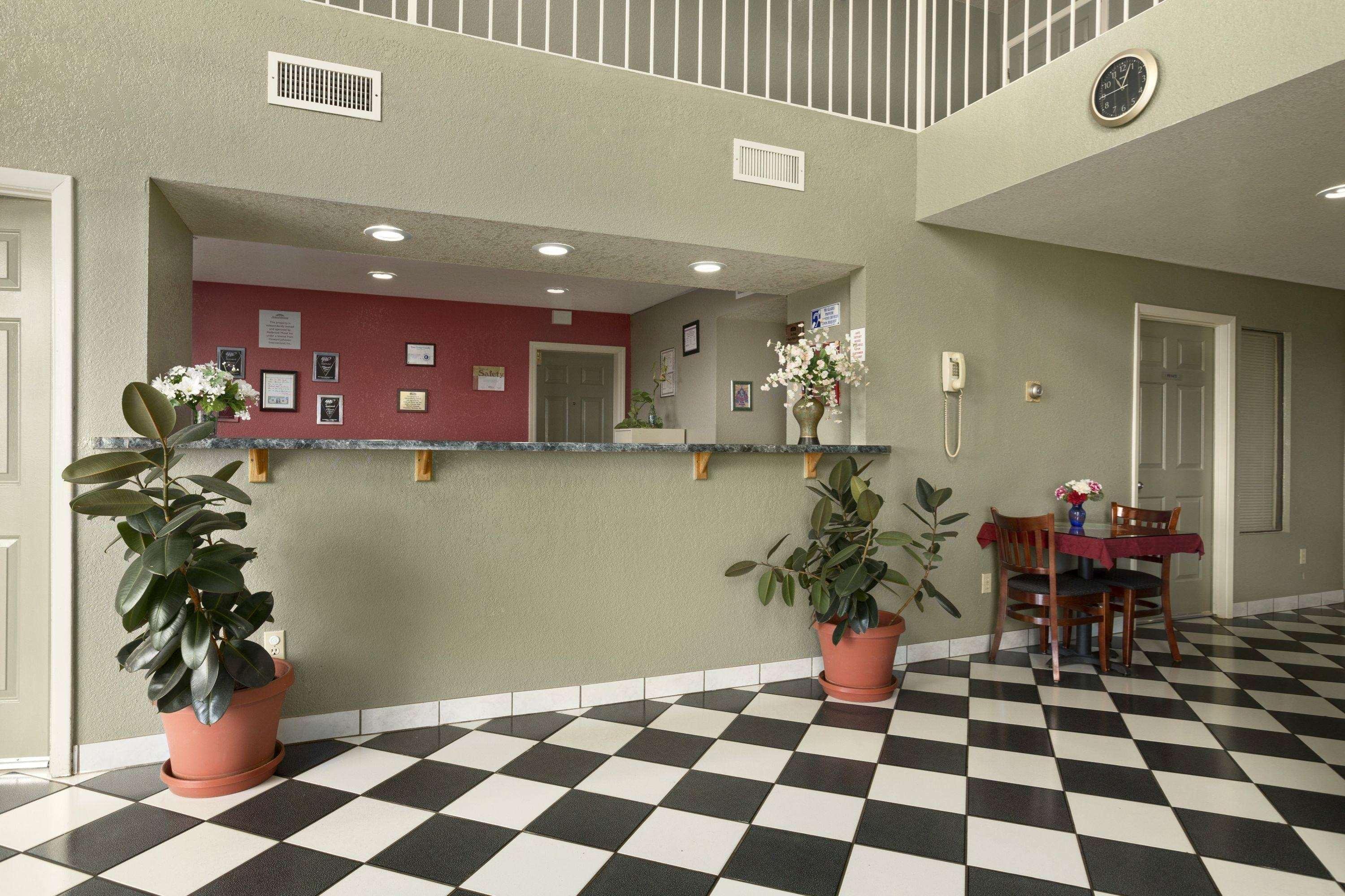 Howard Johnson By Wyndham Holbrook Exterior foto